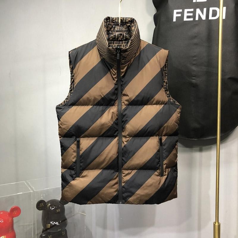 ☆超人気☆フェンディ ダウンベストスーパーコピー ☆両面着用可能☆ feh38445